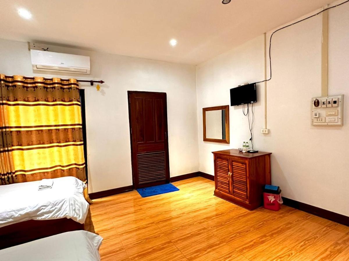 Vang Vieng Global Hostel Bagian luar foto