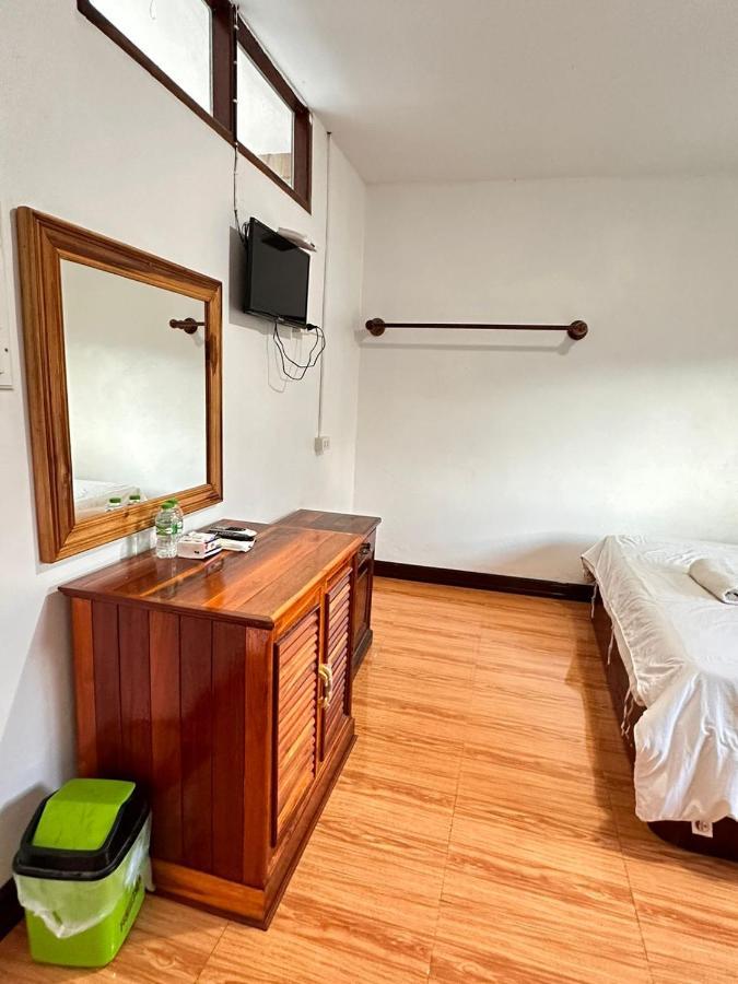 Vang Vieng Global Hostel Bagian luar foto
