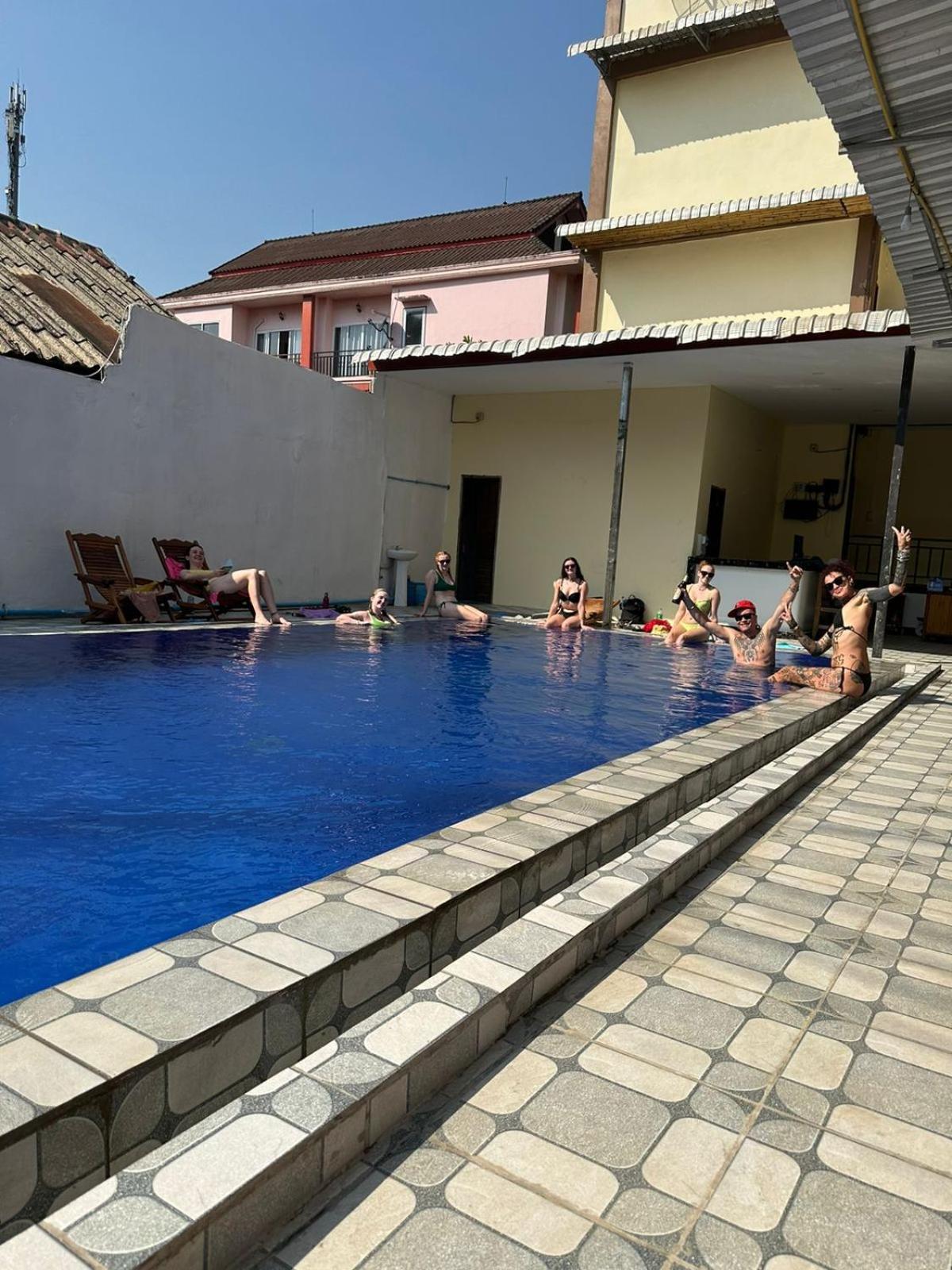 Vang Vieng Global Hostel Bagian luar foto