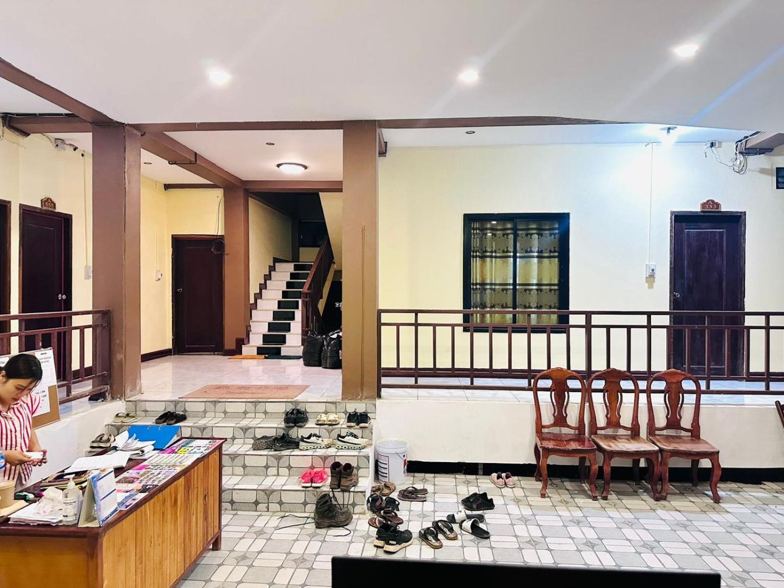 Vang Vieng Global Hostel Bagian luar foto