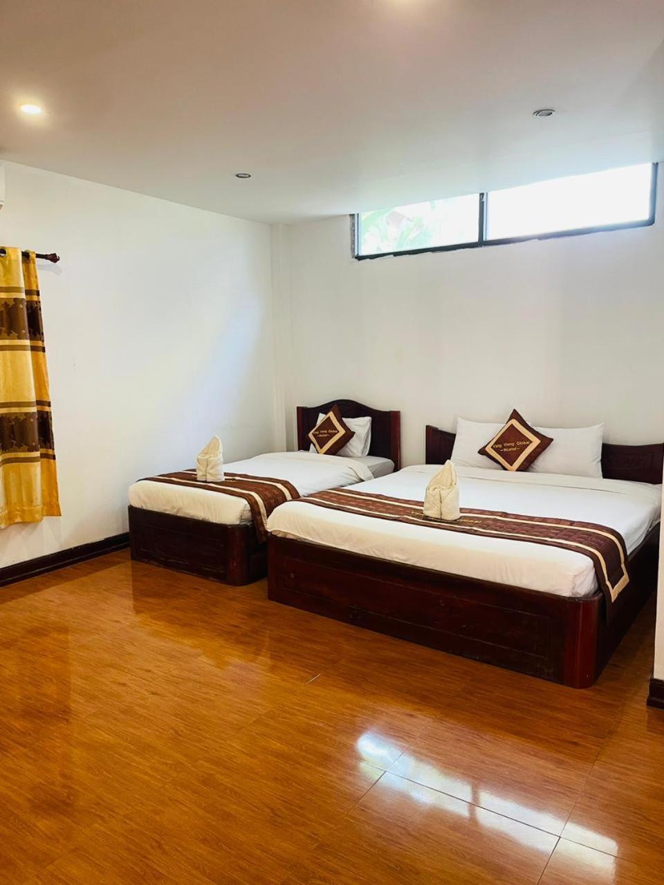 Vang Vieng Global Hostel Bagian luar foto