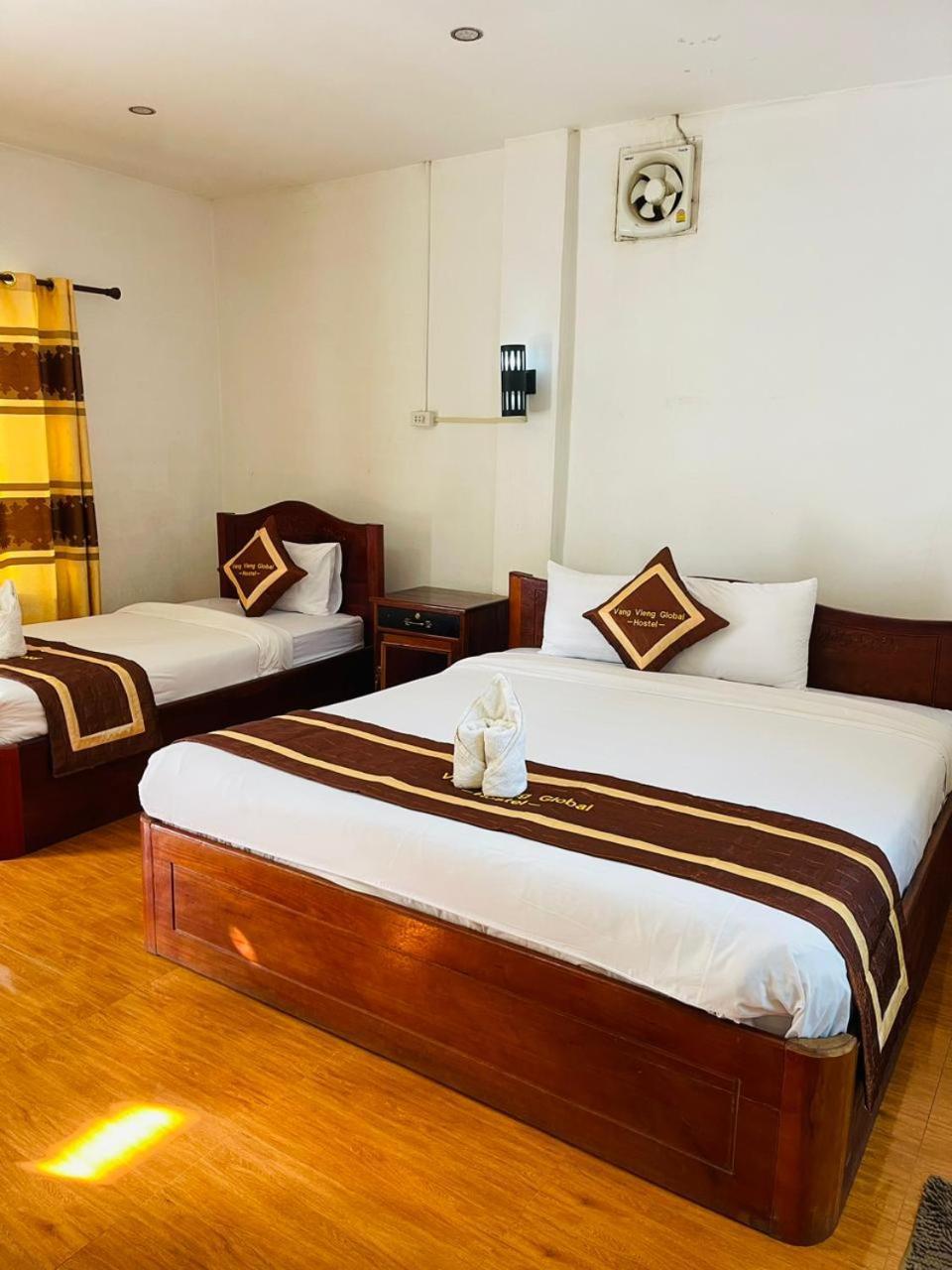 Vang Vieng Global Hostel Bagian luar foto