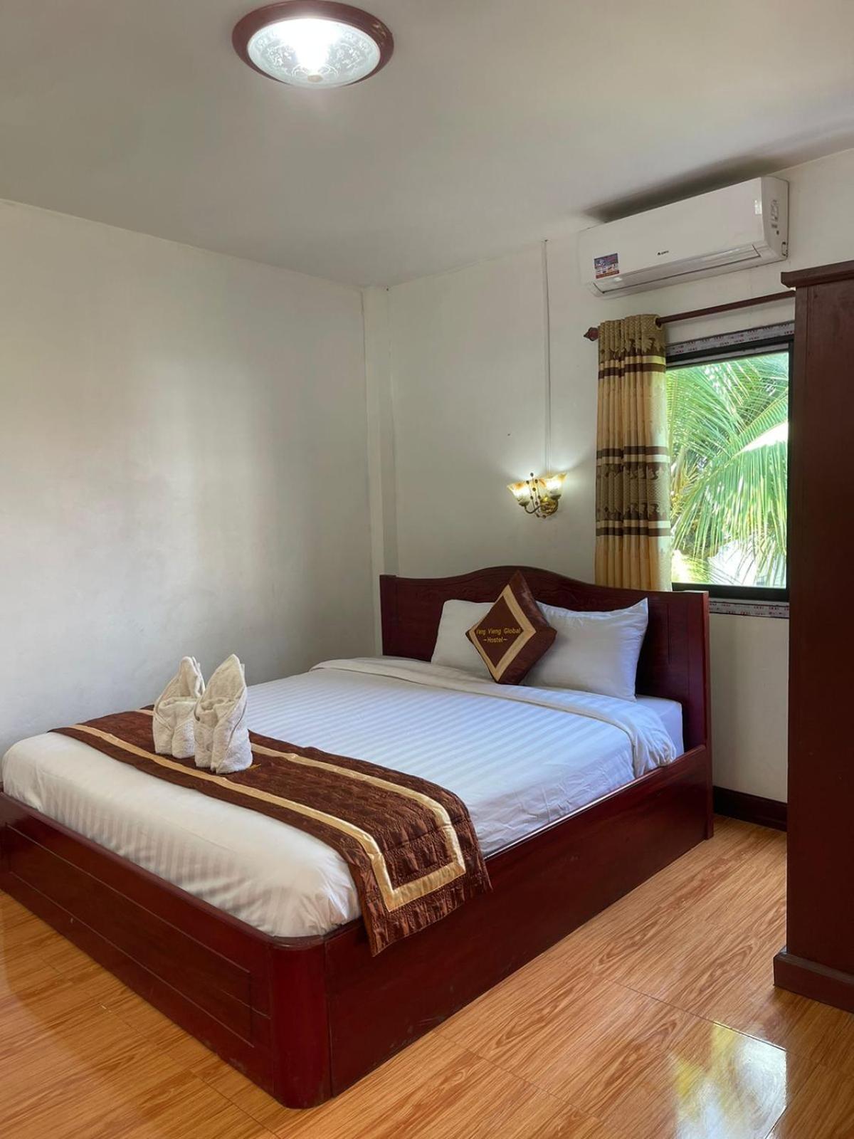 Vang Vieng Global Hostel Bagian luar foto